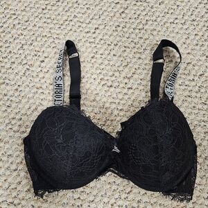 Victoria's Secret 32D Very Sexy Shine Strap Lace Push Up Bra - Crystal Strap